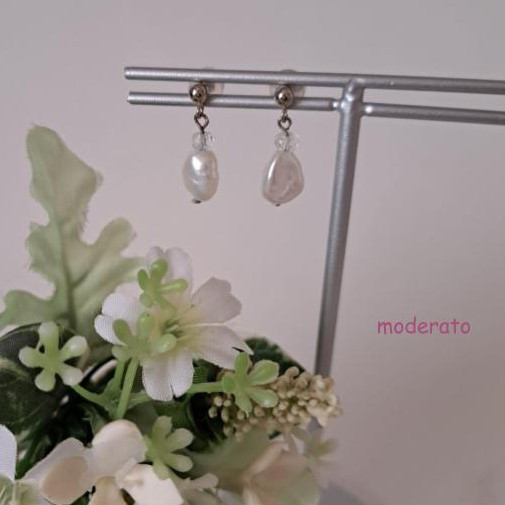 【ブルームーンストーン】淡水パールピアス　MPE603