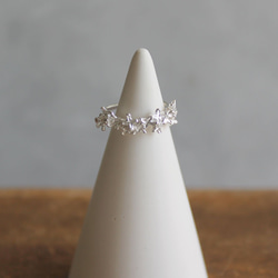 金色桂花耳骨夾 L 第2張的照片