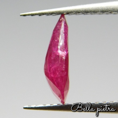 0.73ct☆天然ルビー アフリカ産 コランダム ルース パープリッシュ 