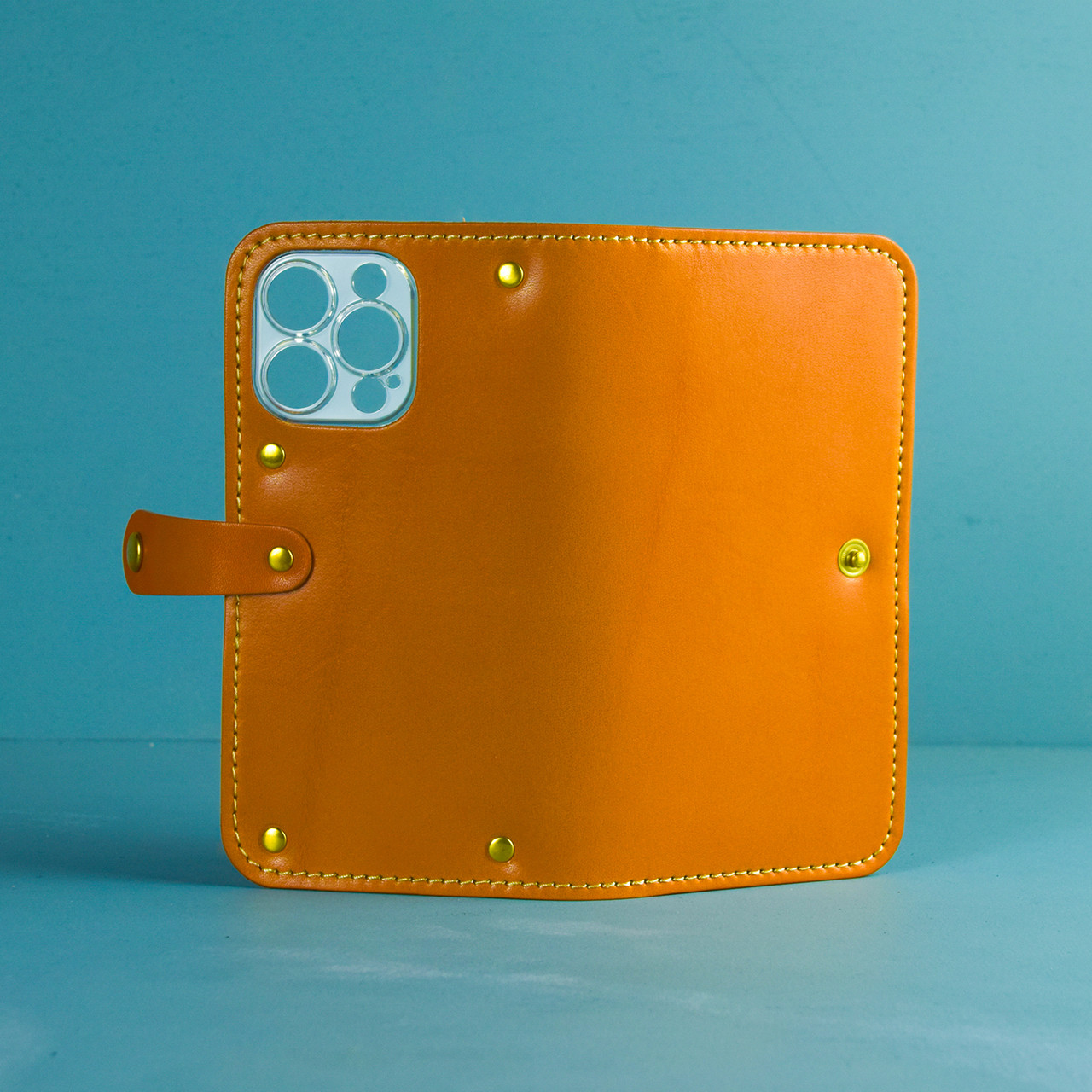 iPhone15/14/13シリーズ　手帳型 レザーケース　キャメル　SM015c