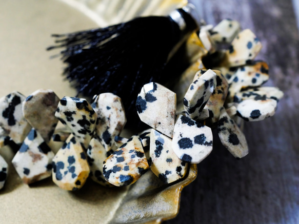 オーシャンジャスパー ホワイトダルメシアン ダルメシアンジャスパー オーバル8×6mm 1連｜天然石ビーズの卸