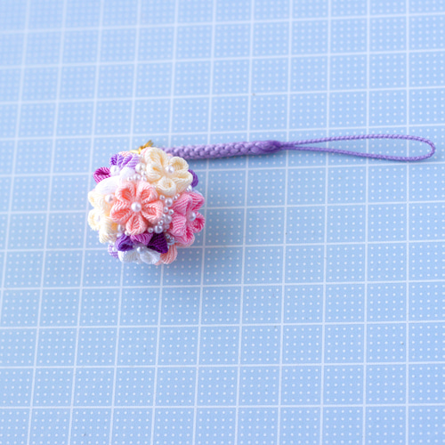 ❁つまみ細工芝桜A根付けストラップ❁帯飾り袴飾りキーアクセサリー