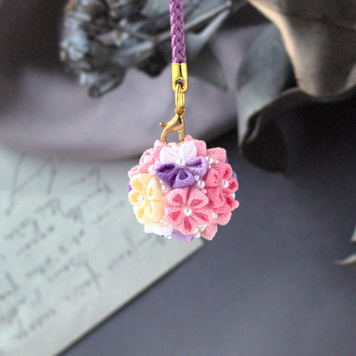 ❁つまみ細工芝桜A根付けストラップ❁帯飾り袴飾りキーアクセサリー