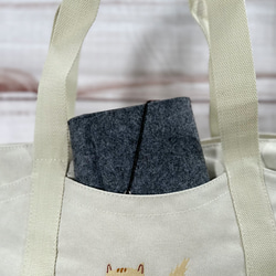 【包郵】驚喜貓刺繡帆布拉鍊式多口袋手提袋&lt;白米色&gt; 第5張的照片