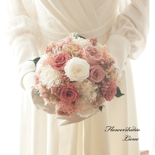 ウェディングブーケ♡くすみカラーのラウンドブーケ・ブートニア♡全て