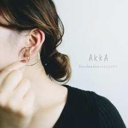 Simple gold ear cuff　　　　　　　　　ピアスイヤリング　　　フープイヤリングフープピアス 2枚目の画像