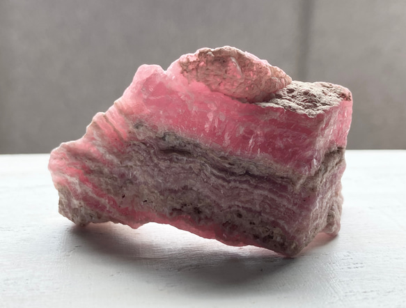 アルゼンチン産　ロードクロサイト　インカローズ原石　① 阿根廷産　紅紋石　Rhodochrosite 51g 9枚目の画像