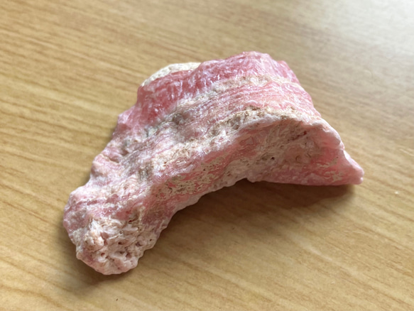 アルゼンチン産　ロードクロサイト　インカローズ原石　① 阿根廷産　紅紋石　Rhodochrosite 51g 6枚目の画像