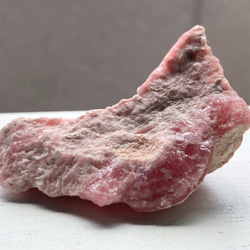 アルゼンチン産　ロードクロサイト　インカローズ原石　① 阿根廷産　紅紋石　Rhodochrosite 51g 10枚目の画像