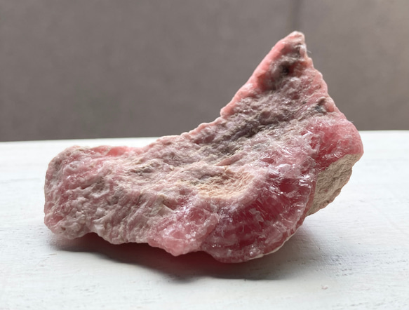 アルゼンチン産　ロードクロサイト　インカローズ原石　① 阿根廷産　紅紋石　Rhodochrosite 51g 10枚目の画像