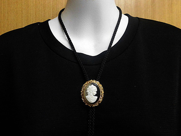 作家物　在銘　ループタイ　ペンダント　2個セット　送料込み 天然石 江戸打ち紐 カメオループタイ 230908864 ネックレス