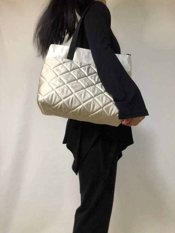 早割チケット ✨帯リメイク トート 一点物 シルバー キルティングトートバッグ アンティーク雑貨