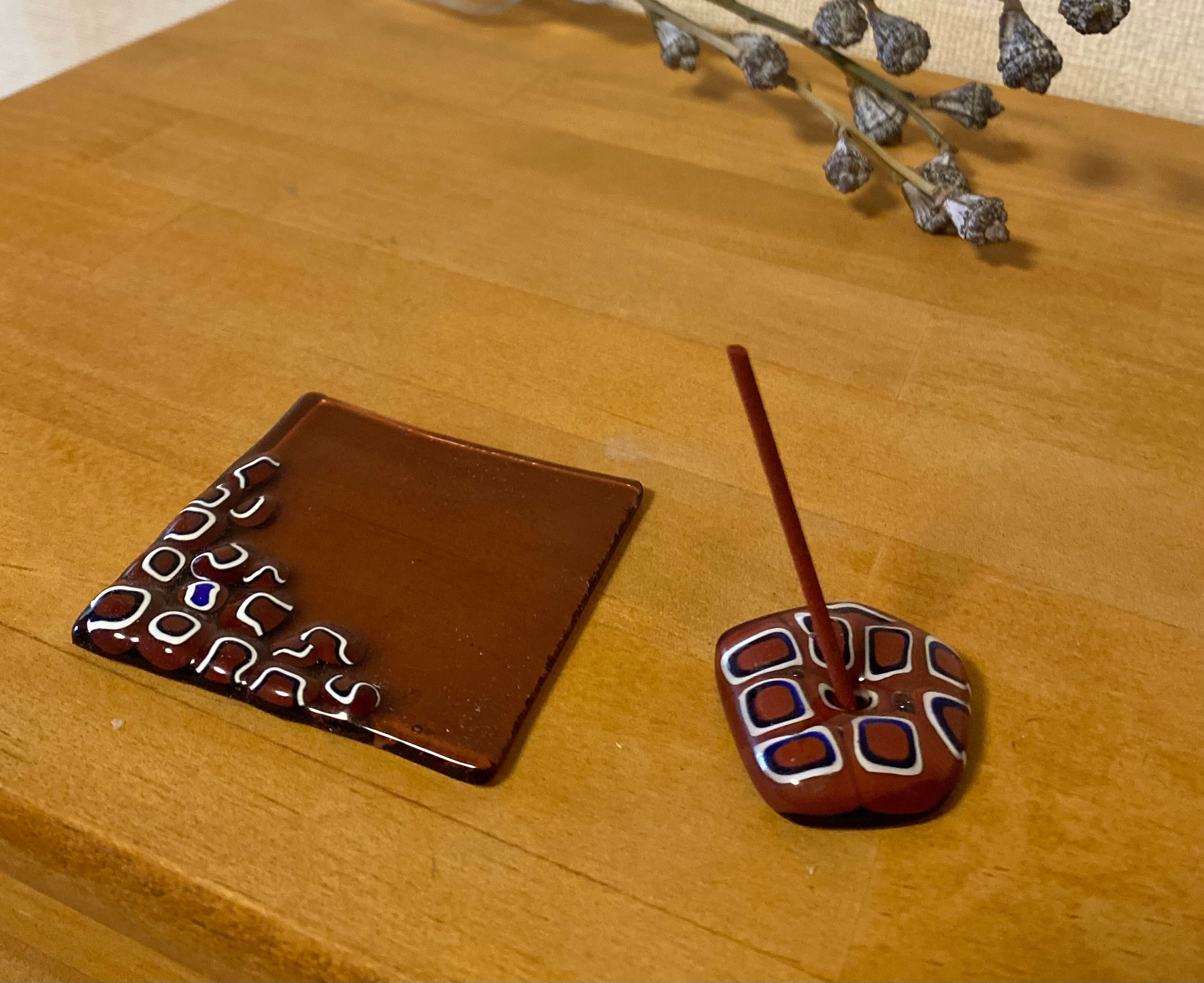 ベネチアンガラスのお香たてとプレート