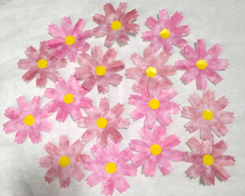 コスモス・秋桜・折り紙・切り紙・壁面飾り【☆送料無料
