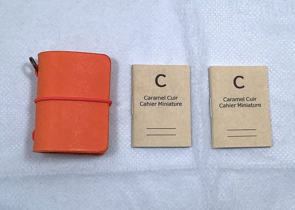 ミニチュアノートセット　A10サイズ手帳カバーとノート2冊セット　色：オレンジ 4枚目の画像