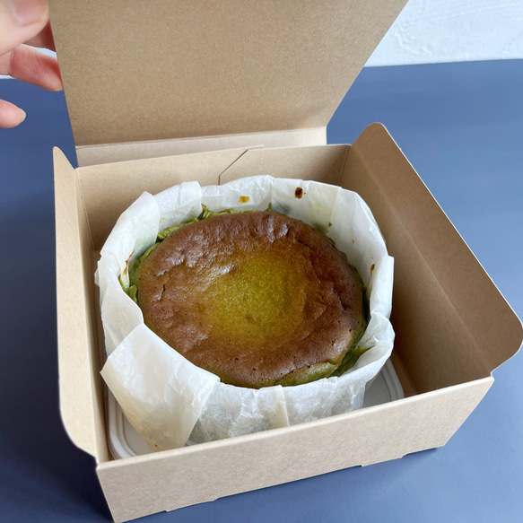 千葉県産茶葉使用！抹茶のバスクチーズケーキ12cmホール 4枚目の画像