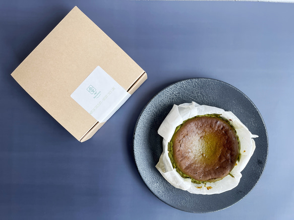 千葉県産茶葉使用！抹茶のバスクチーズケーキ12cmホール 5枚目の画像