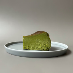 千葉県産茶葉使用！抹茶のバスクチーズケーキ12cmホール 1枚目の画像