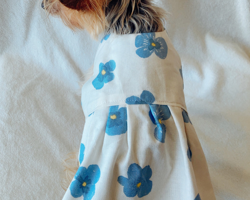 犬服ワンピース ブルー花柄 ペット服・アクセサリー unicco