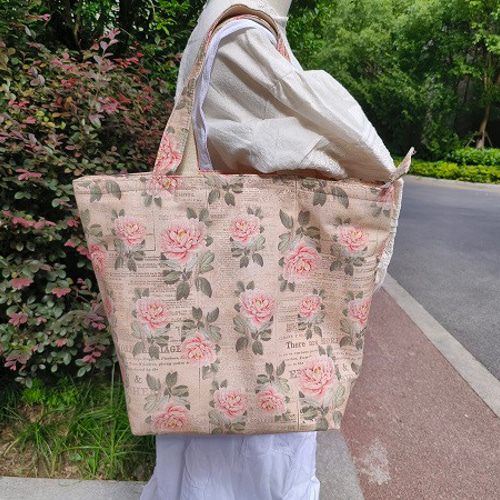 ピンク バラ柄 英語新聞柄 フレンチスタイル 綿 キャンパス トート