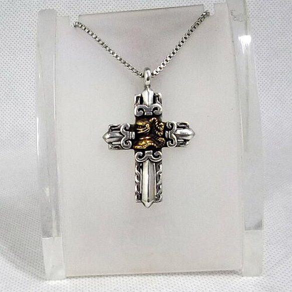 送料無料！クロスとナイト（騎士）のシルバー925製未使用トップ  