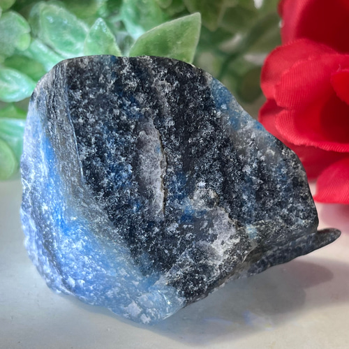 北欧の妖精✨ トロレアイト トロール石 原石 ラフストーン 天然石 東洋
