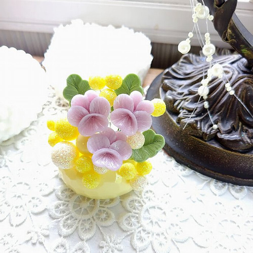 ビオラとミモザの春香る石鹸飾り／ソープカービング/石鹸彫刻 アート