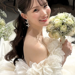 CR139ブライダルピアス  蝶々 大ぶり　揺れる 花嫁ピアス　ブライダルピアス　結婚式ピアス　ウェディングピアス 6枚目の画像