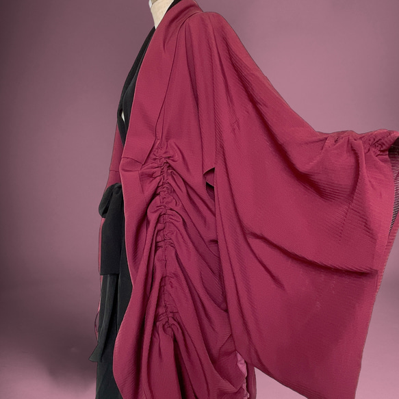涼しげ ドレープ着物ガウン 裾袖クシュ 羽織 絽 着物リメイク 和柄 エンジ 男女兼用 フリーサイズ k5809 13枚目の画像