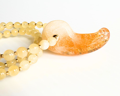 C45】 ネックレス シトリントパーズ 勾玉 まが玉 アラゴナイト 天然石