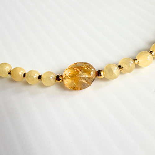 C45】 ネックレス シトリントパーズ 勾玉 まが玉 アラゴナイト 天然石