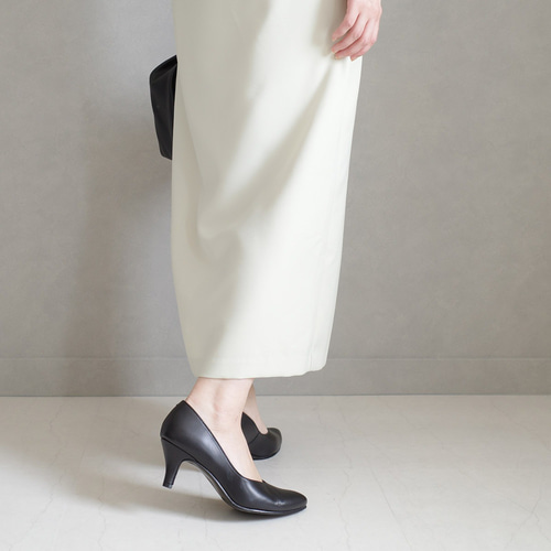 ZARA ステッチ Vカット ハイヒール パンプス ブーティー 本革 皮革 ZARA ステッチ Vカット ハイヒール パンプス ブーティー 本革 皮革
