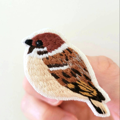 すずめの刺繍ブローチ【受注製作】 ブローチ choco mint 通販 16469536