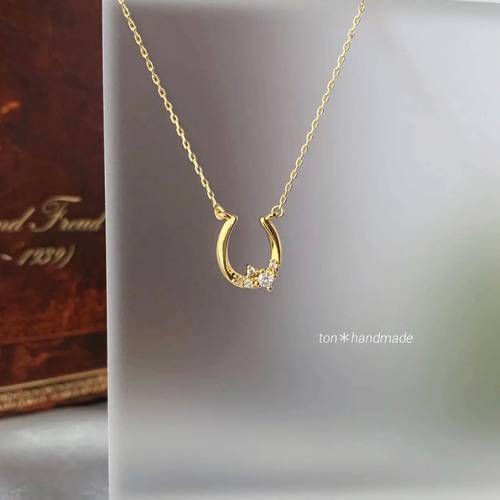 【期間限定販売品】　4℃ ホースシューモチーフ ネックレス 限定品✴︎ ホースシュー ✴︎ ネックレス 午年 干支モチーフ 馬 馬蹄