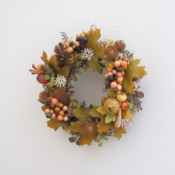 ハロウィン～ミニパンプキン・どんぐり入り秋リース　オータム　造花　cmwhaw023 3枚目の画像