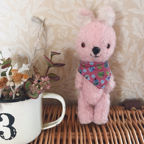 ☆junkな木箱シリーズ☆ いちごミルクカラーのうさちゃん テディベア