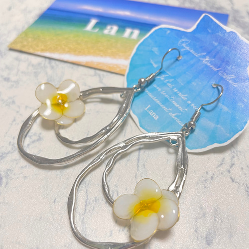 シルバー×プルメリア 大ぶり ハワイアンアクセサリー 海 sea ピアス  