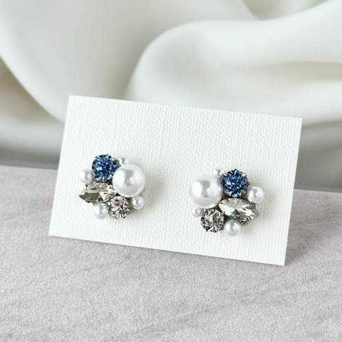 ピアス　ハート　水色　ミルキーカラー　パールチャーム　ビジュー　結婚式　デート ピアスハート水色ミルキーカラーパールチャームビジュー結婚式デート