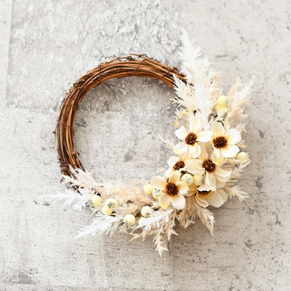 ホワイトとベージュ　パンパスグラスのハーフリース レシピ付き手作りキット】コスモスパンパスグラスのホワイトムーン