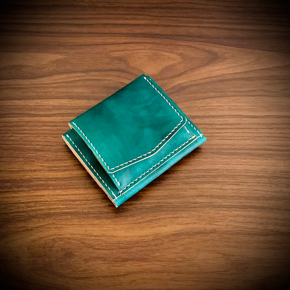 経年変化を楽しむ ミニ財布 コンパクトウォレット 総手縫い 小さい財布 本革 牛革 アクアグリーン 緑 革財布 ヌメ 1枚目の画像