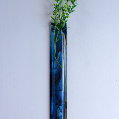壁掛けOK｜マーブル模様の色ガラス一輪挿し・両面使える花器・花