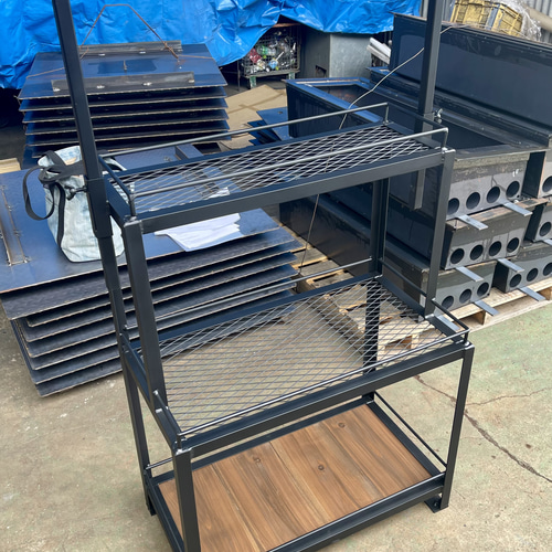 3段アイアンラック☆マットブラック☆植物棚☆多肉☆キッチン