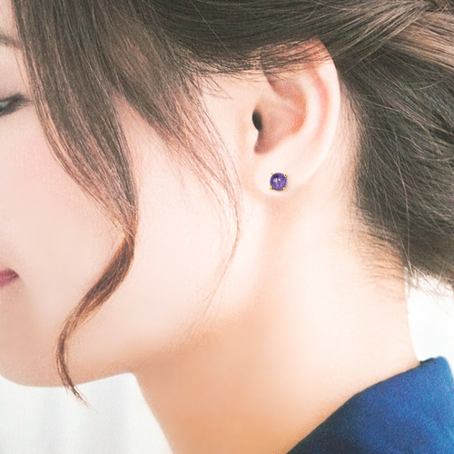 タンザナイトのカボションピアス（6mm）Silver925 18KGP ピアス