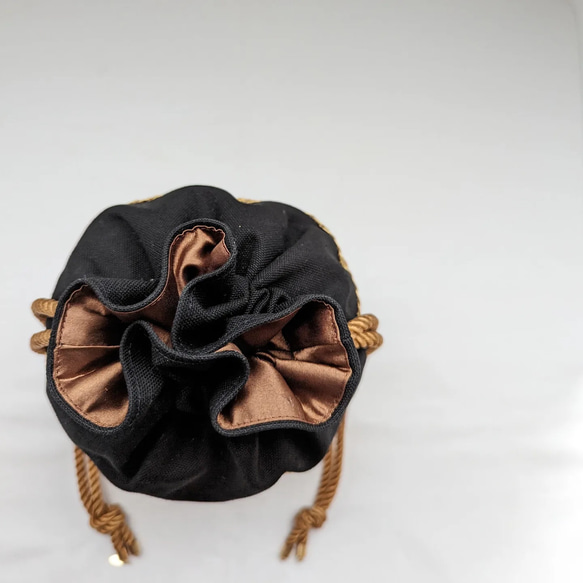 【Bag like an accessory…round flower blooming on black】 4枚目の画像