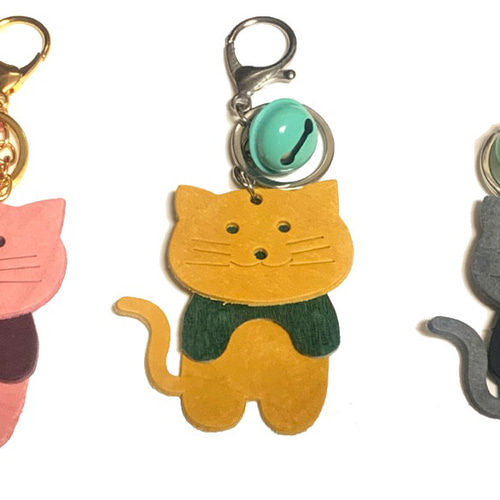 3分割大きい猫キーホルダー その他アクセサリー mootan 通販