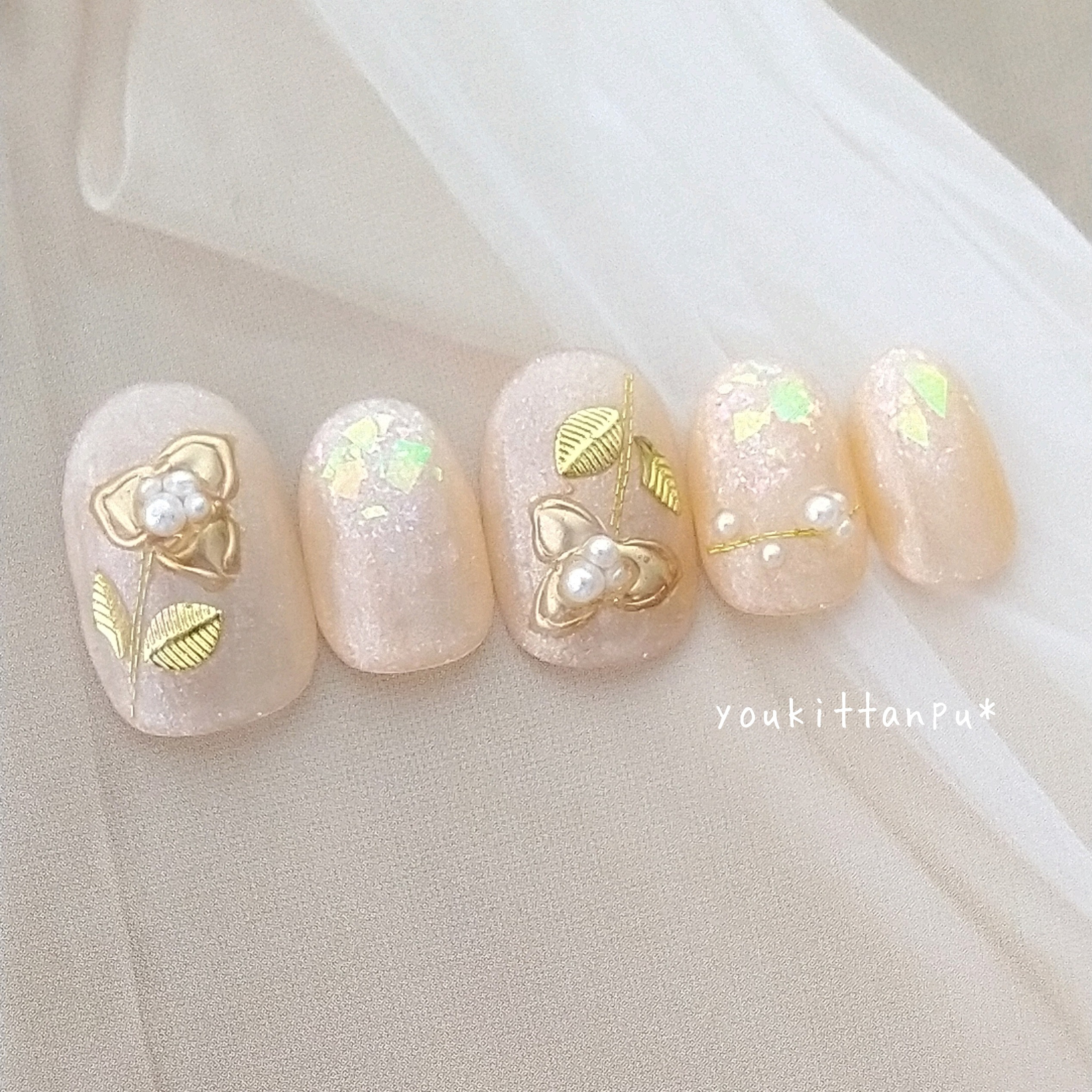 ネイルチップ ミラーフラワーⅣ ホワイトベージュ＊つけ爪 結婚式 ブライダル ウェディング 白無垢 成人式 卒業式 花