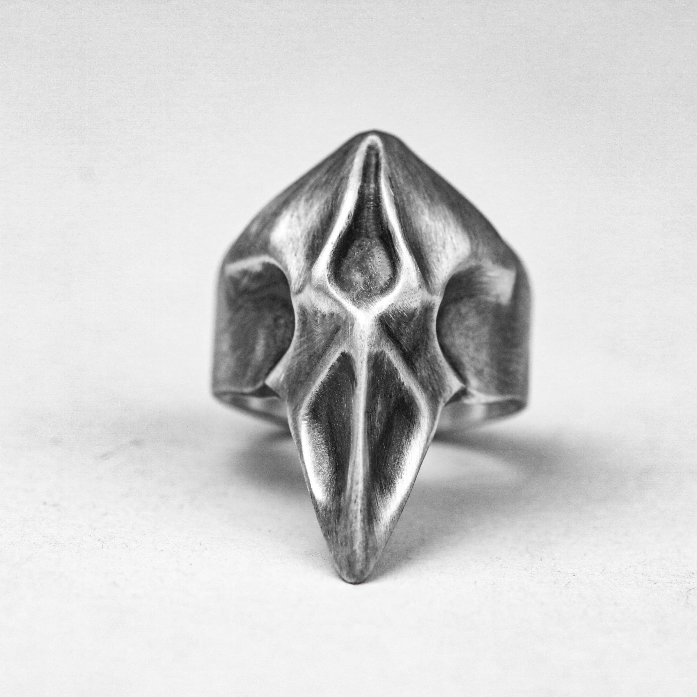 ジオメトリック・リング - 抽象的なファセット・バード・スカル・リング - 飛ぶ鳥の翼のリング - バード・スカル・リン