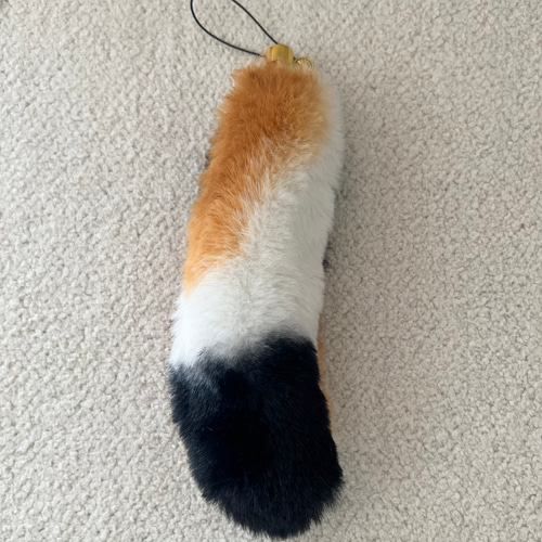三毛猫 しっぽストラップ しっぽキーホルダー 猫 アニマルボア akaneko