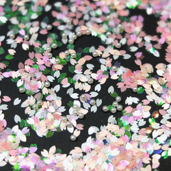 ネイルやレジンに　デコパーツ　桜花弁　 5色ミックス　5g　プラスチック 4枚目の画像