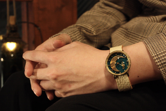◆『MOON』　クォーツ式手作り腕時計◆LBQ-3088-MOON 8枚目の画像